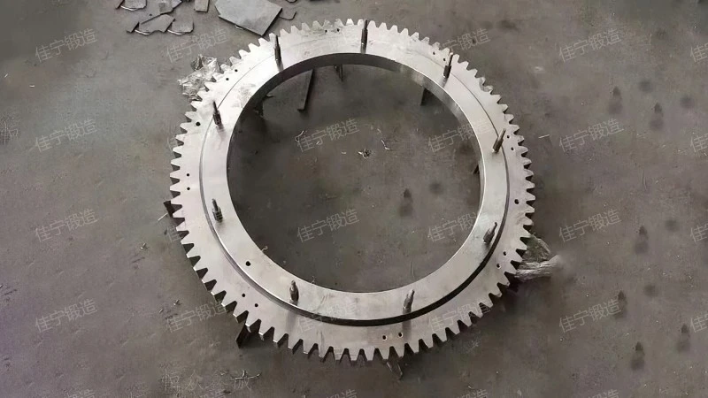 Углеродистая стальная шестерня